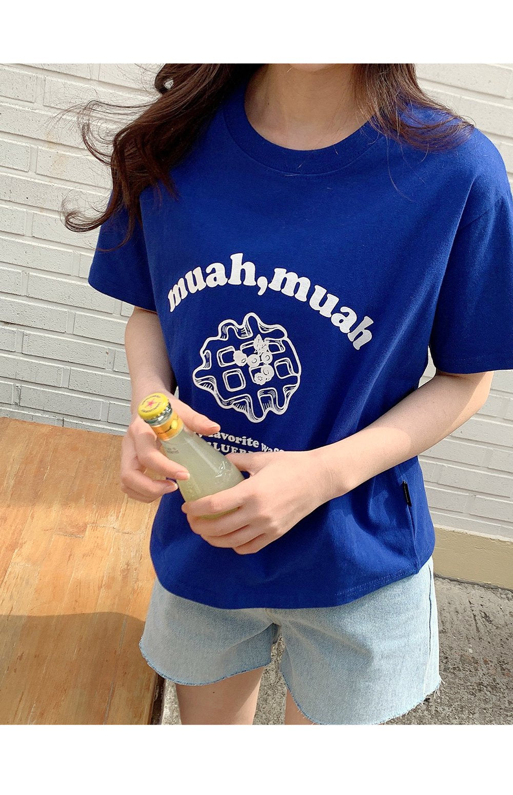 MUAHMUAH TEE - MUT21127